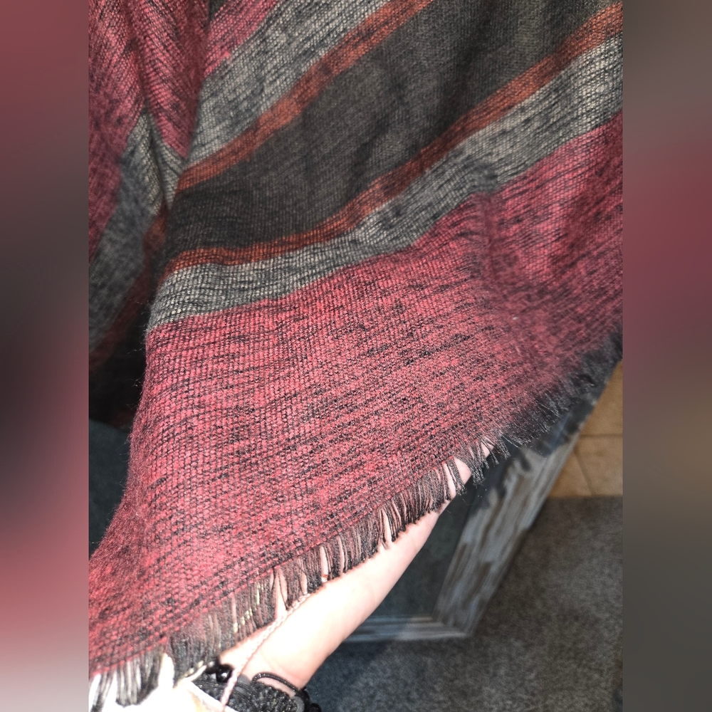 Soft Surroundings Burgundy and Gray Poncho - Picture 4 of 4